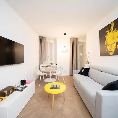 Seven Thousand Apartment Brescia