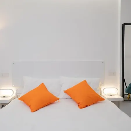 Apartment Seven Thousand *